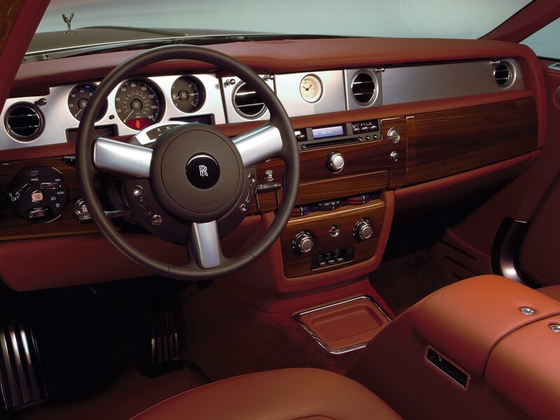 Rolls-Royce interior dashboard