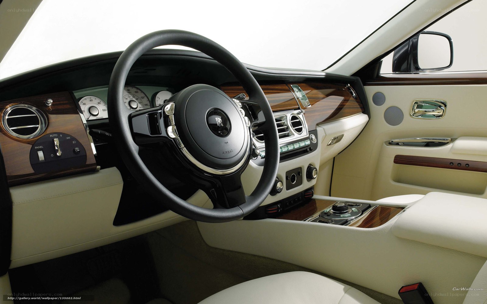 Rolls-Royce interior dashboard