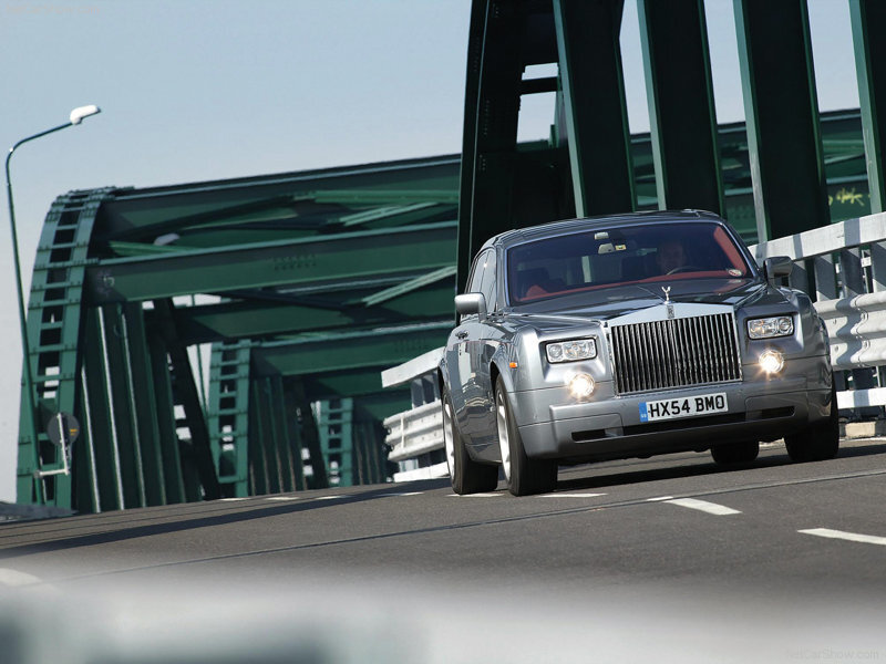 Rolls-Royce on a bridge