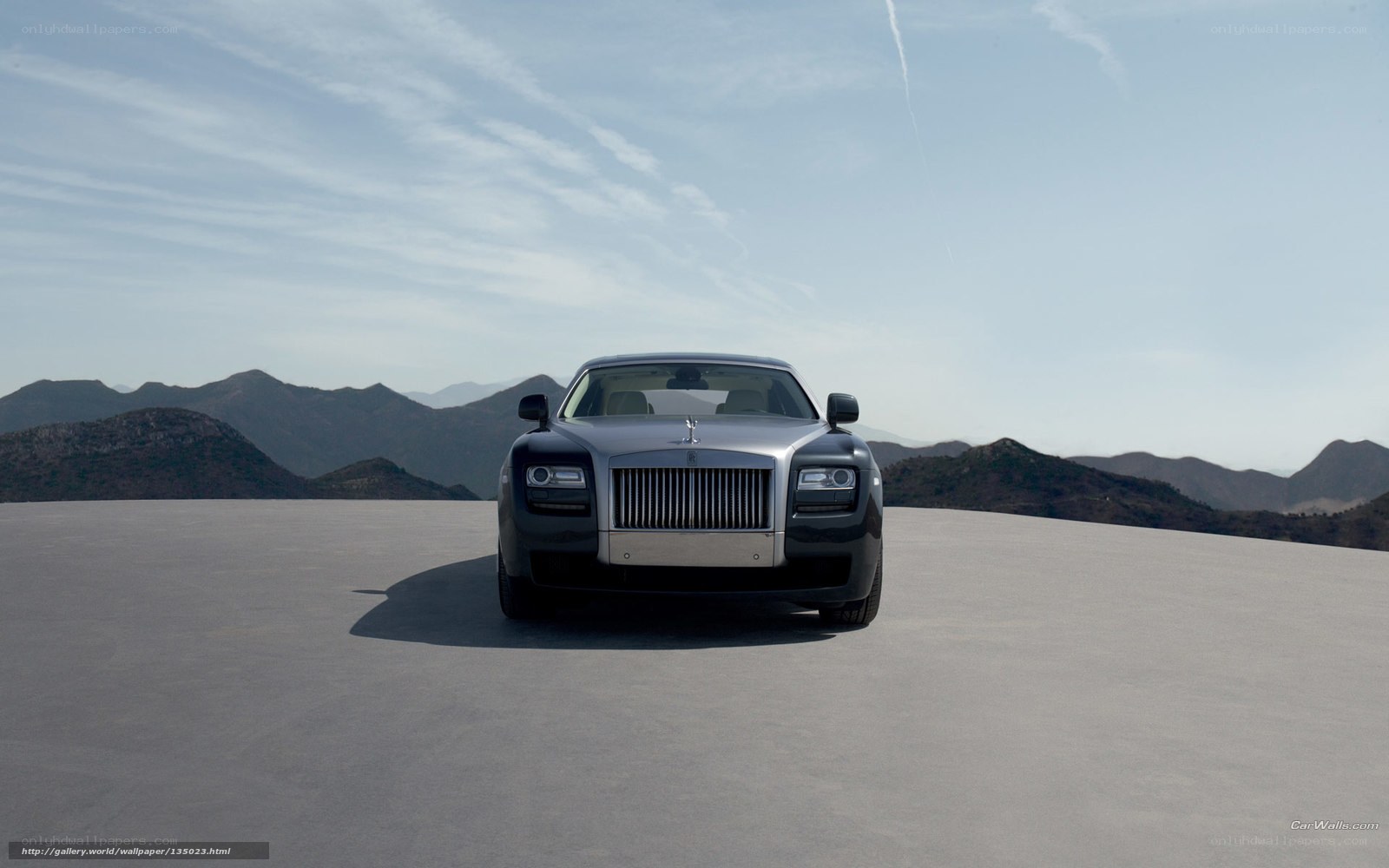 Rolls-Royce on a mountain road