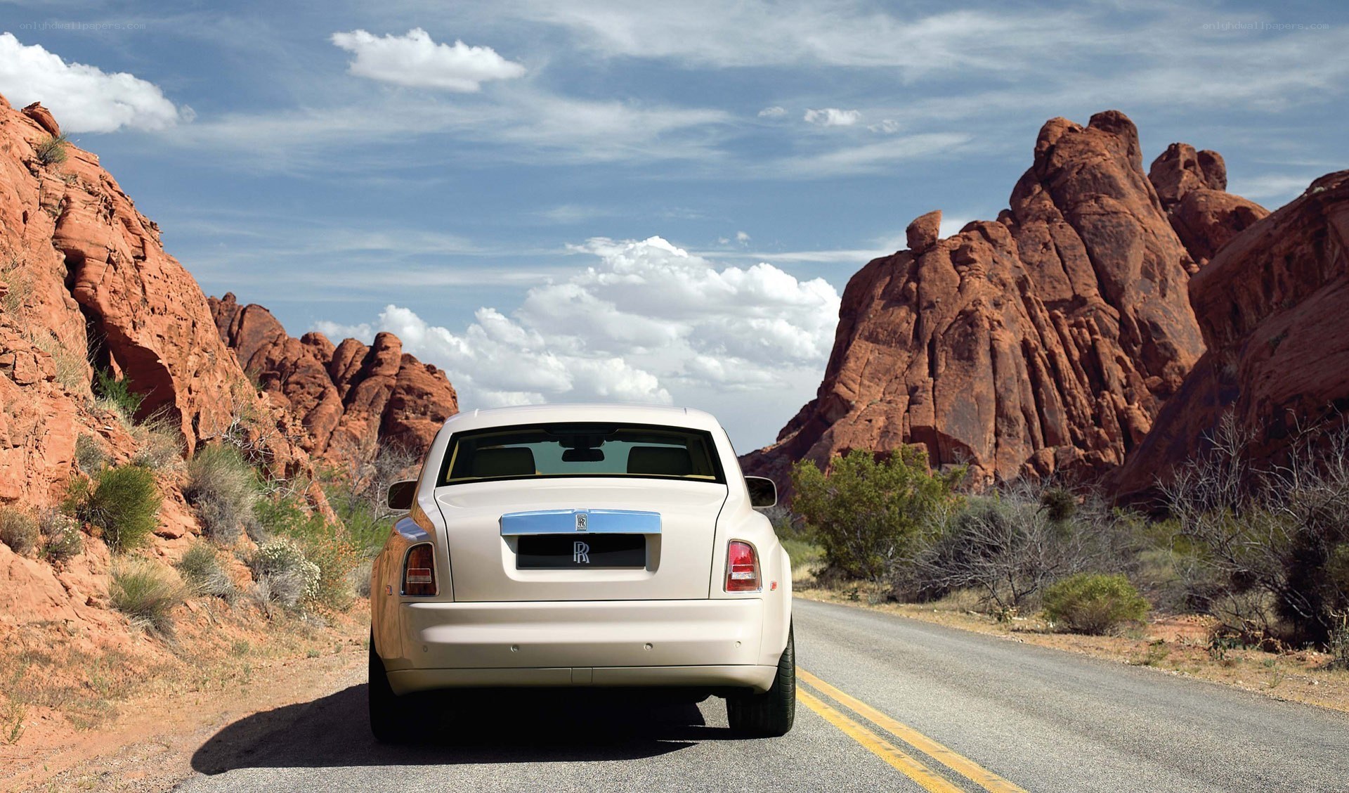 Rolls-Royce on desert road