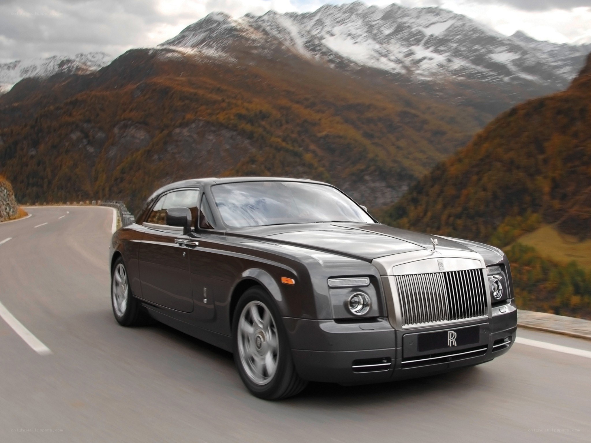 Rolls-Royce on mountain road