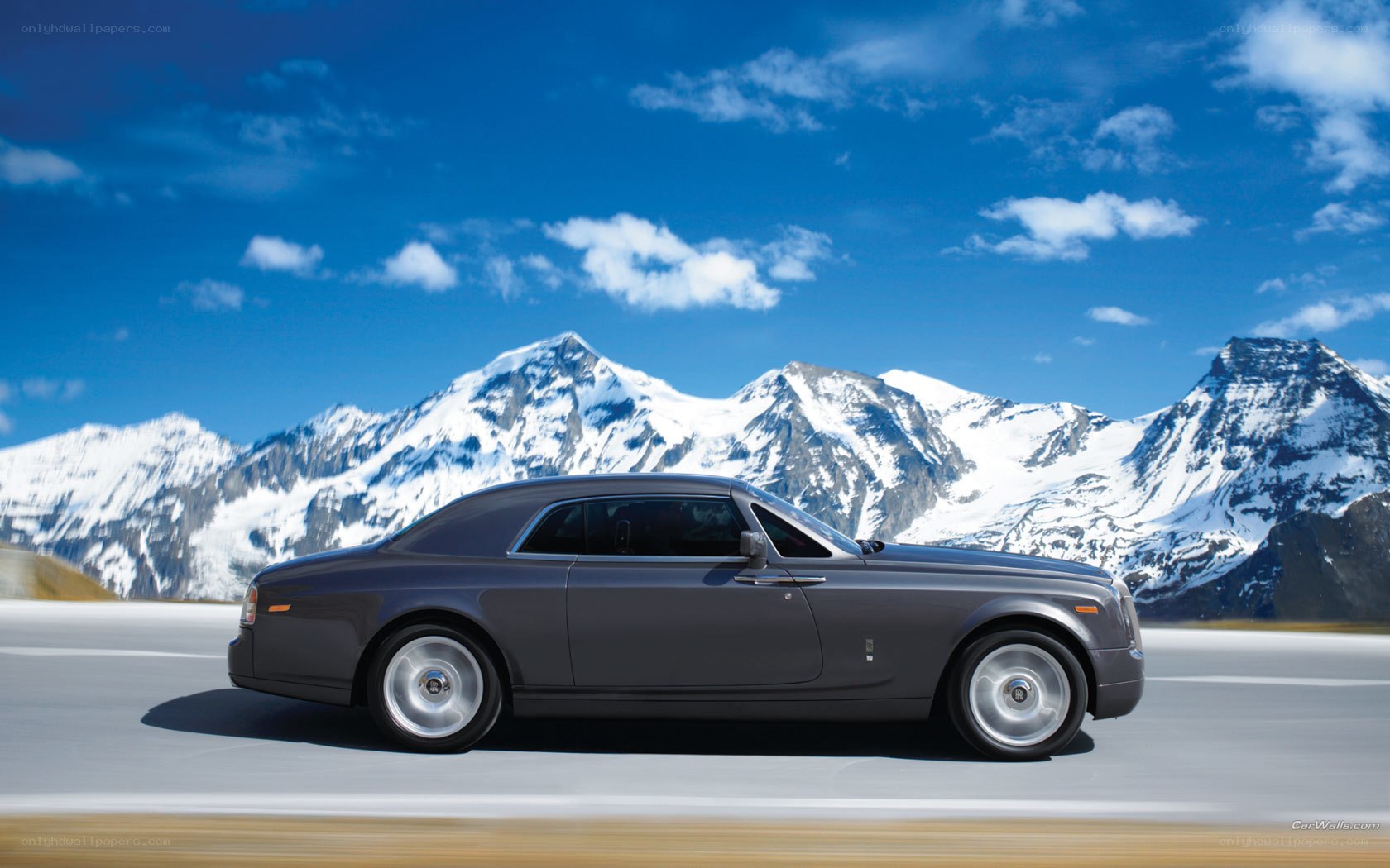 Rolls-Royce on mountain road