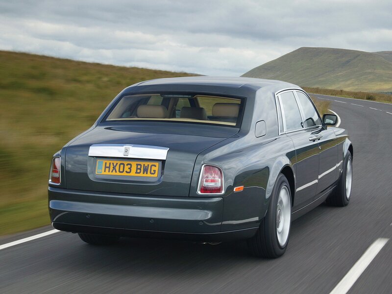 Rolls-Royce Phantom — Gray, Serene, Afternoon, Photograph, Car