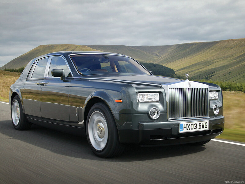 Rolls-Royce Phantom — Gray, Serene