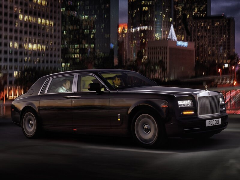 Rolls-Royce Phantom in city
