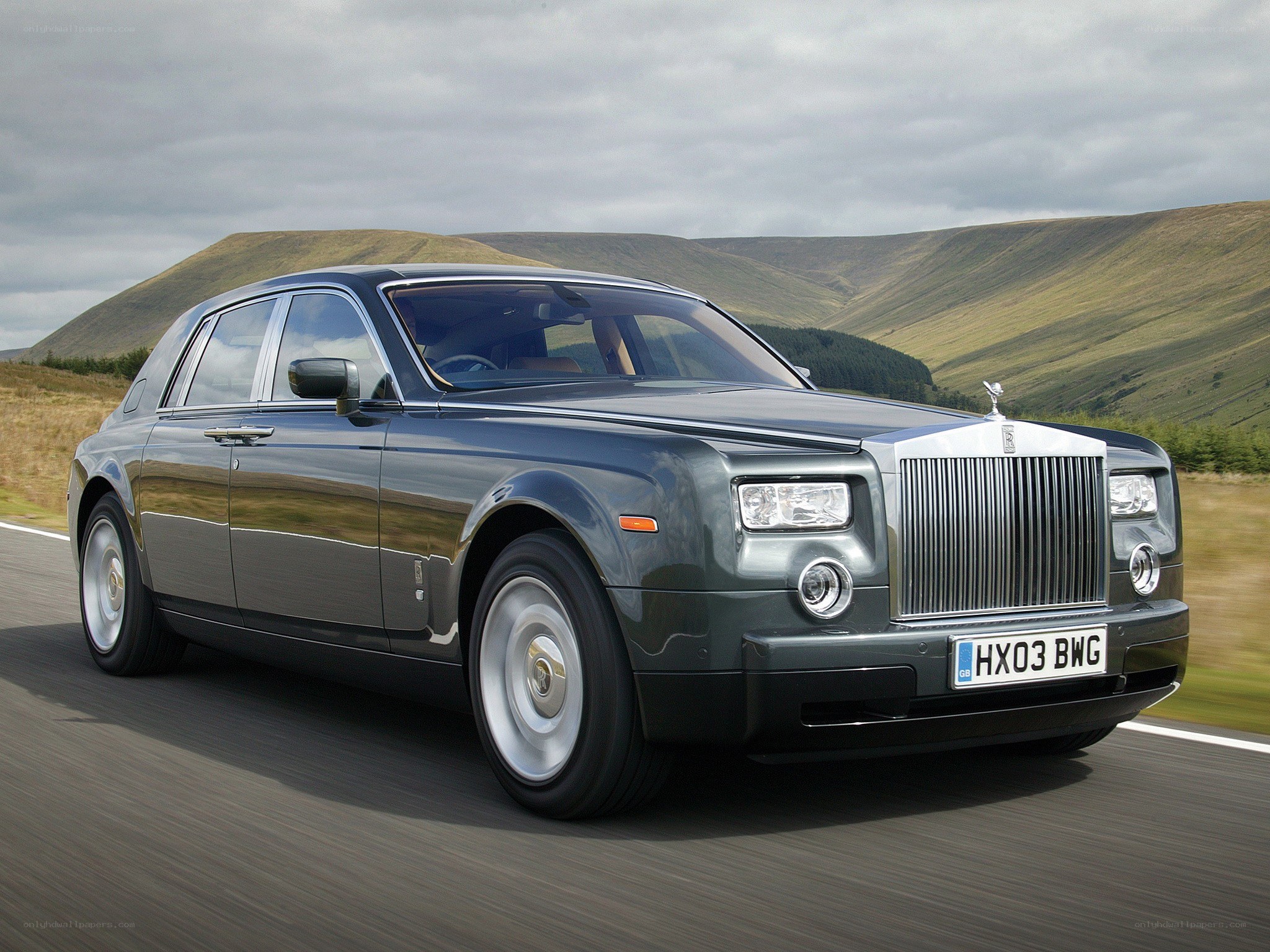 Rolls-Royce Phantom on a country road