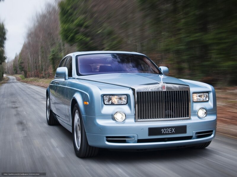 Rolls-Royce Phantom on a forest road