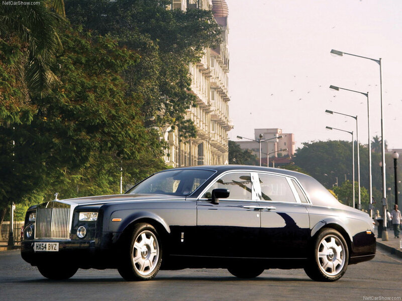 Rolls-Royce Phantom on city street