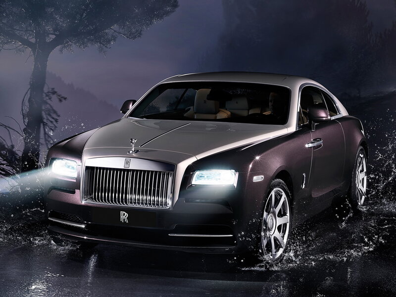 Rolls-Royce Wraith in water