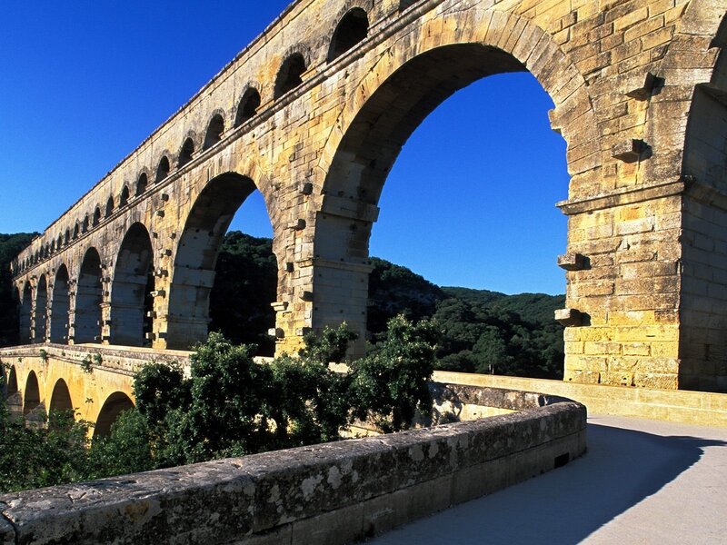 Roman aqueduct in France