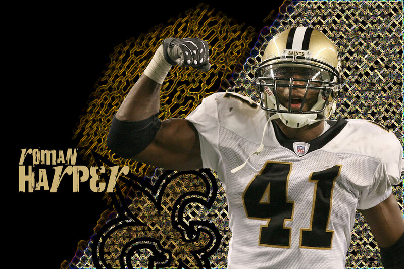 Roman Harper in Saints uniform
