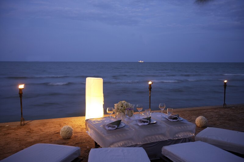 Romantic Beach Dinner Setup — Blue