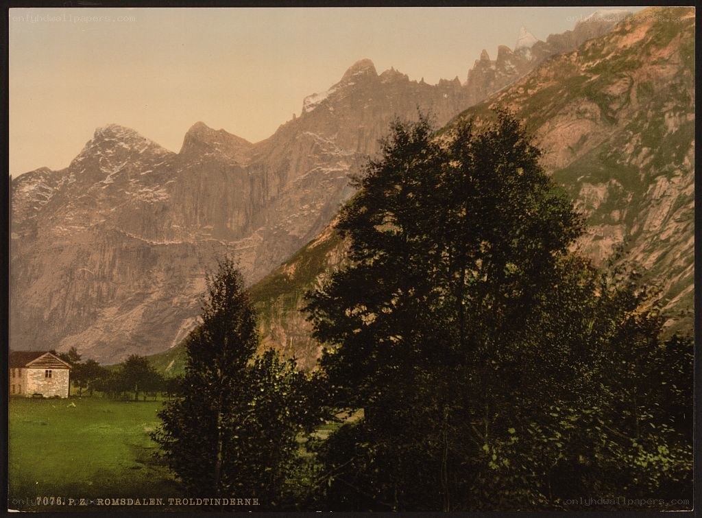Romdalen valley with mountains