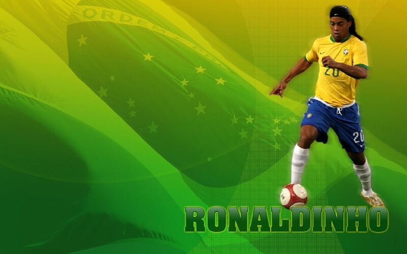 Ronaldinho in Brazil kit