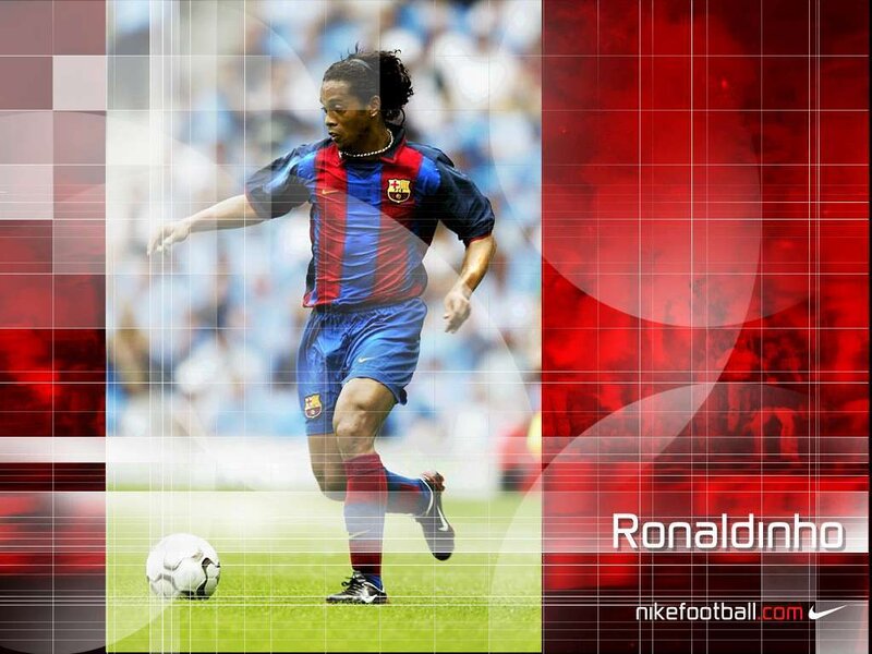 Ronaldinho playing football
