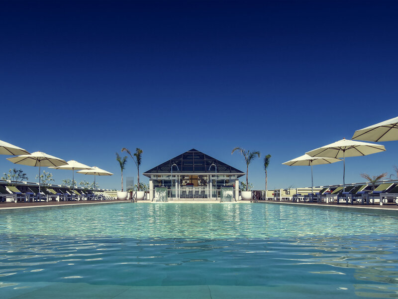 Rooftop Pool with Bar
