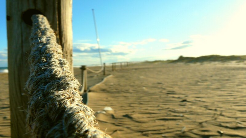 Rope on Wooden Post — Blue