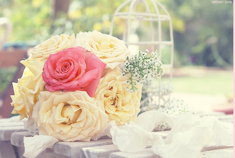 Rose Bouquet on Table — Yellow
