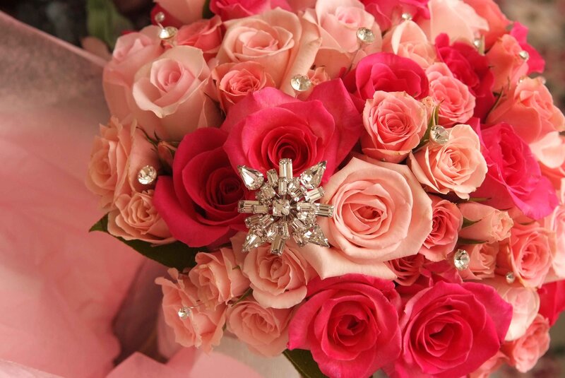 Rose Bouquet with Brooch