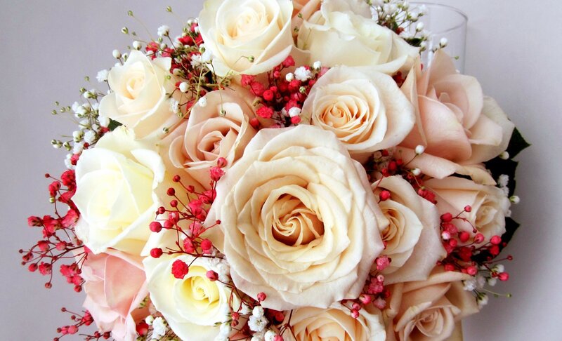 Rose Bouquet with Filler