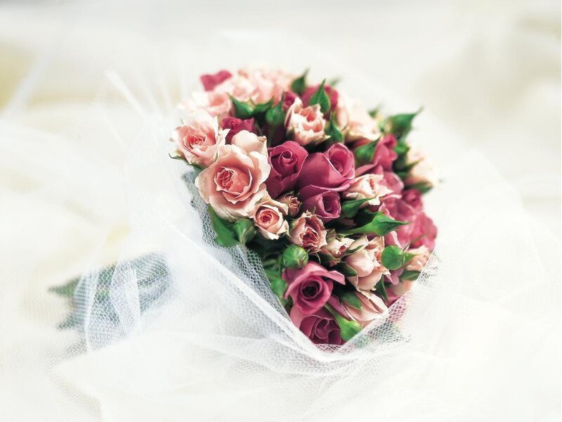 Rose Bouquet Wrapped in Tulle