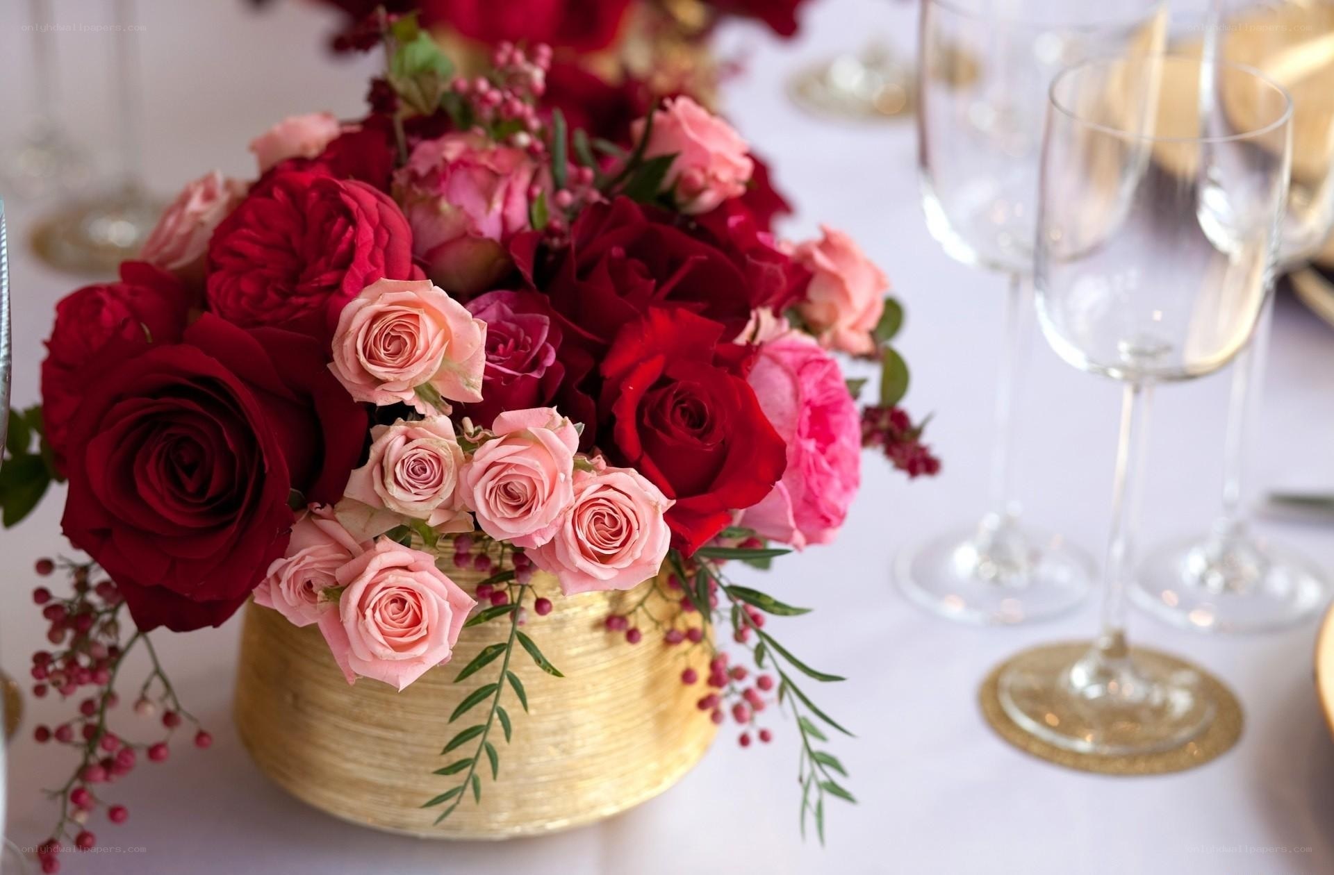 rose floral centerpiece