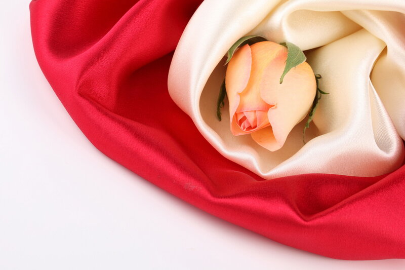 Rose in Satin Fabric — Red, Serene