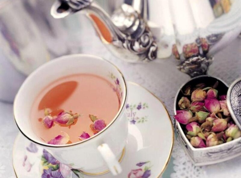Rose Tea in a Cup — White