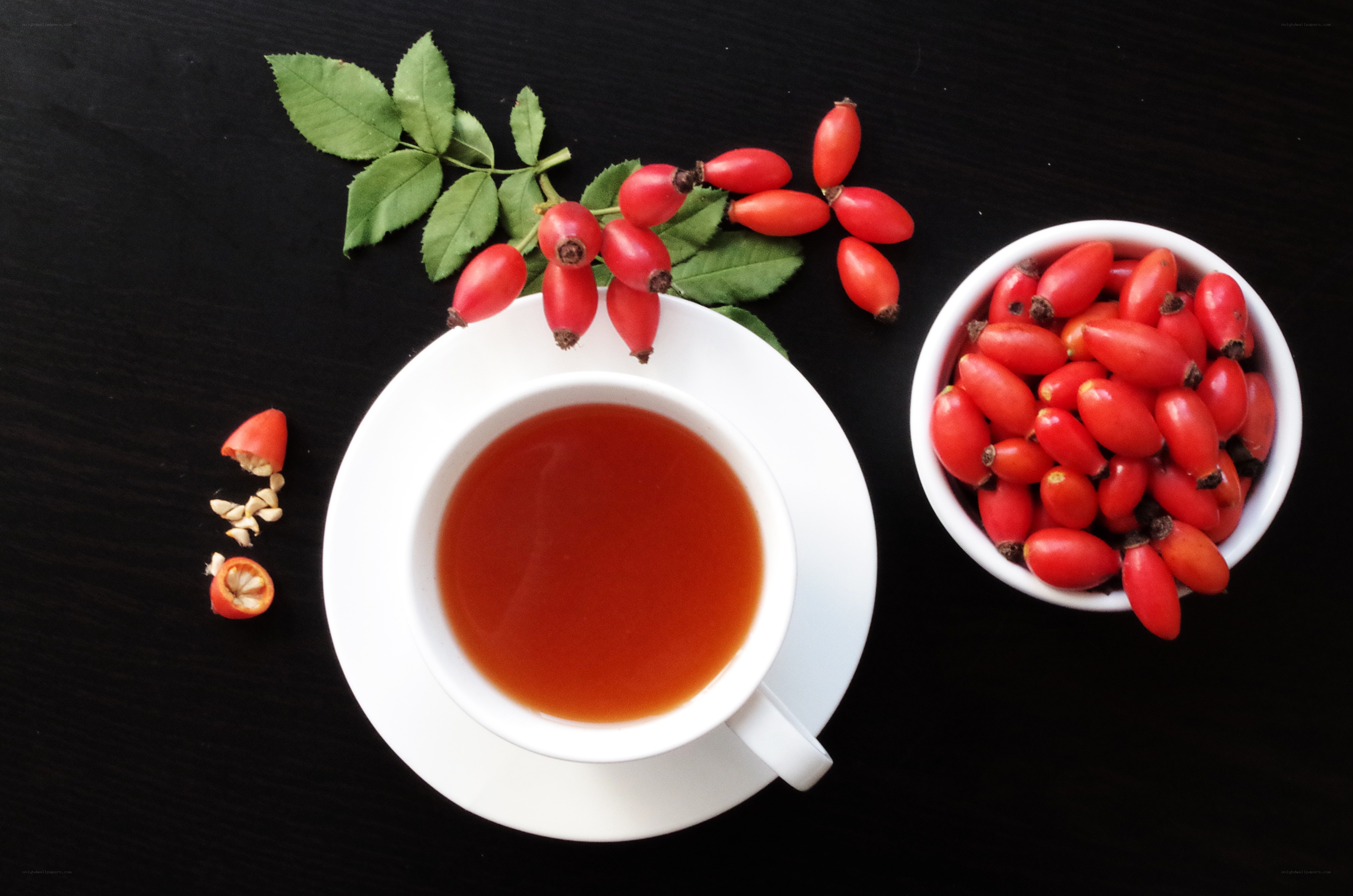 Rosehip tea and berries