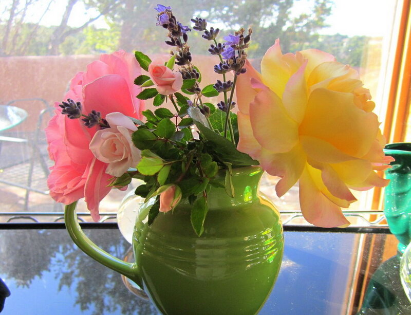 Roses and Lavender in Vase — Green