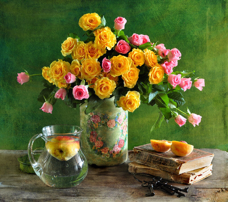 Roses and peaches still life