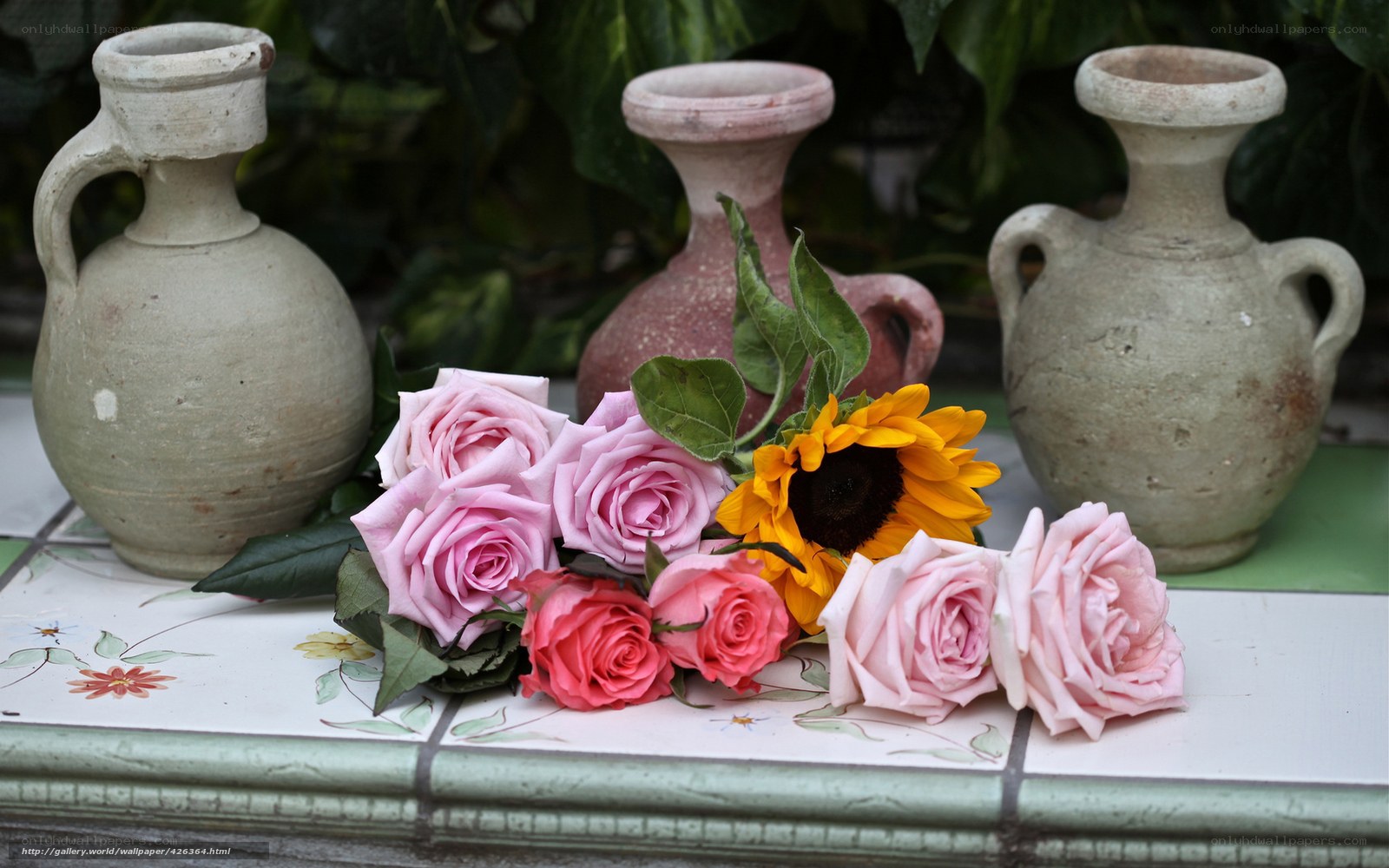 Roses and sunflowers on tiles