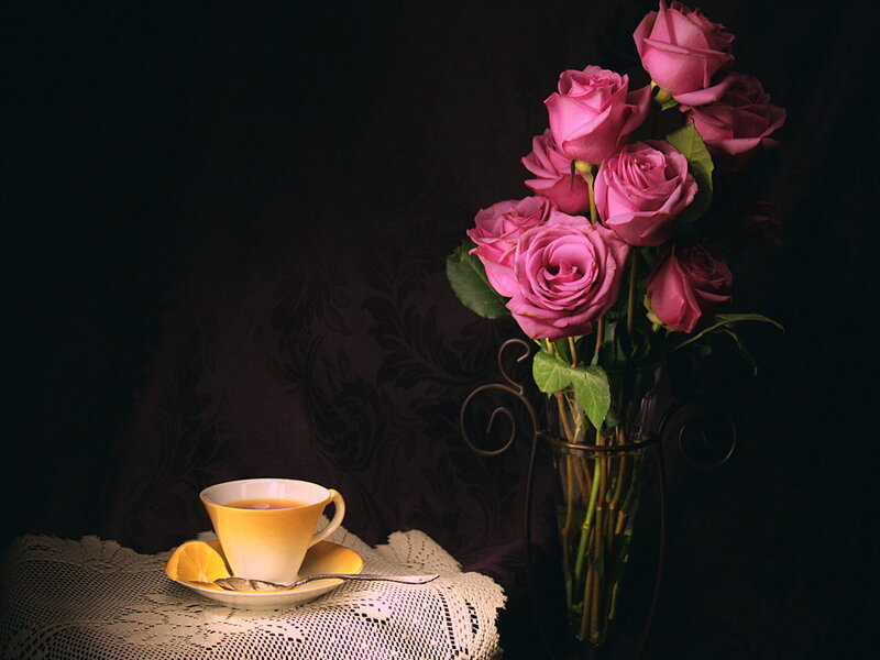 Roses and Tea Cup — Pink, Dramatic