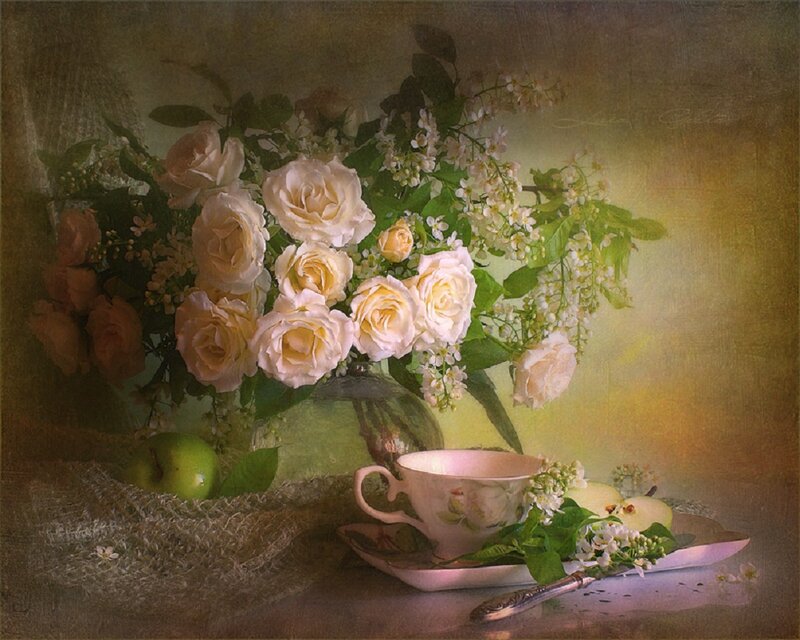Roses and Tea Set — Green