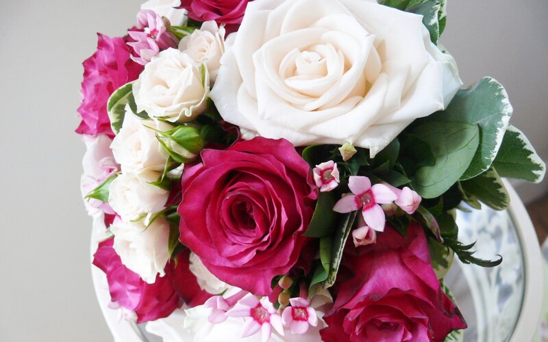 roses bouquet arrangement