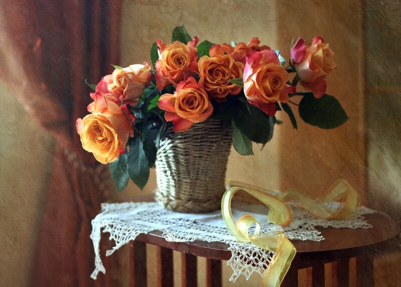 Roses in a Basket — Orange, Serene