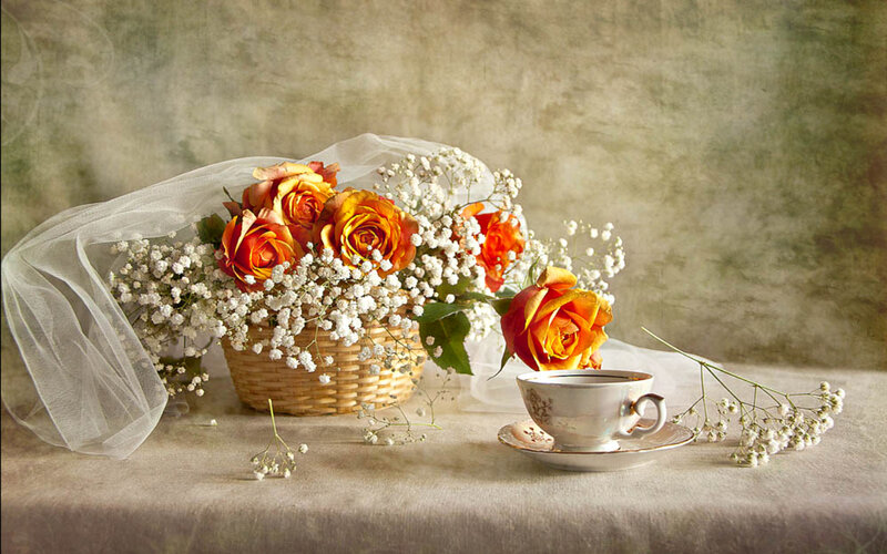 Roses in a Basket — Orange