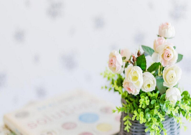 Roses in a Basket — White, Calm