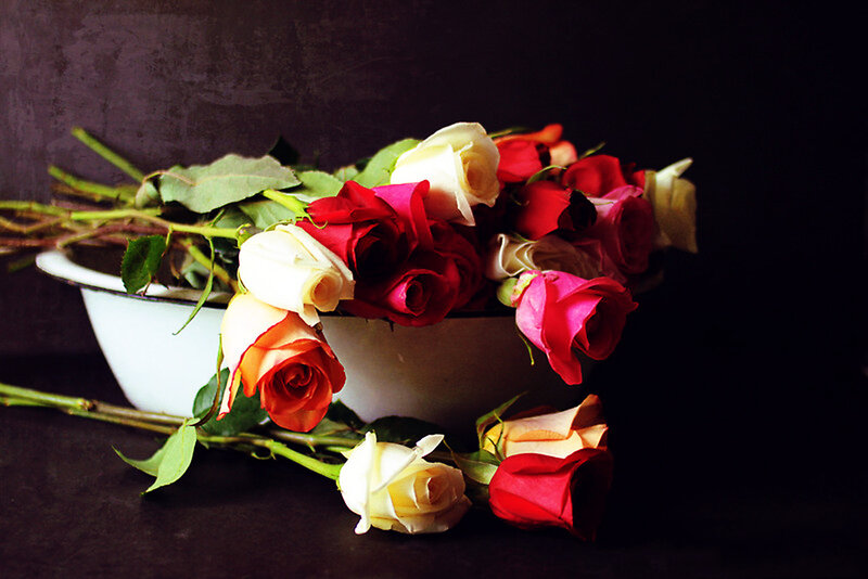 Roses in a Bowl — Red, Dramatic