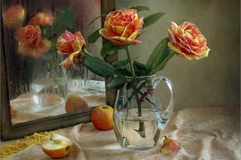Roses in a Pitcher — Yellow