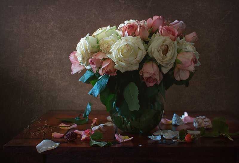Roses in a Vase — Brown, Dramatic