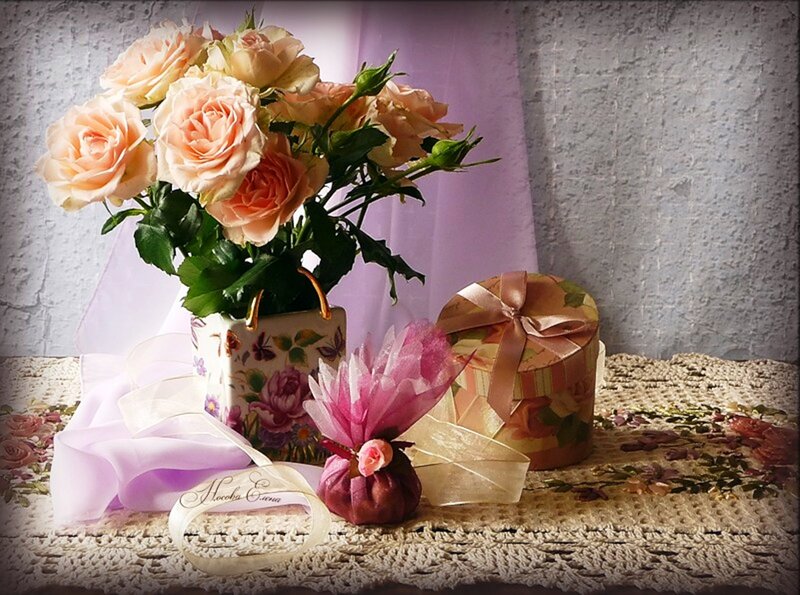 Roses in a Vase — Pink, Serene, Photograph, Gift Box, Sachet