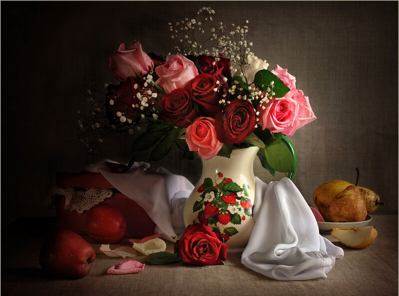 Roses in a Vase — Red, Dramatic, Photograph, Apples