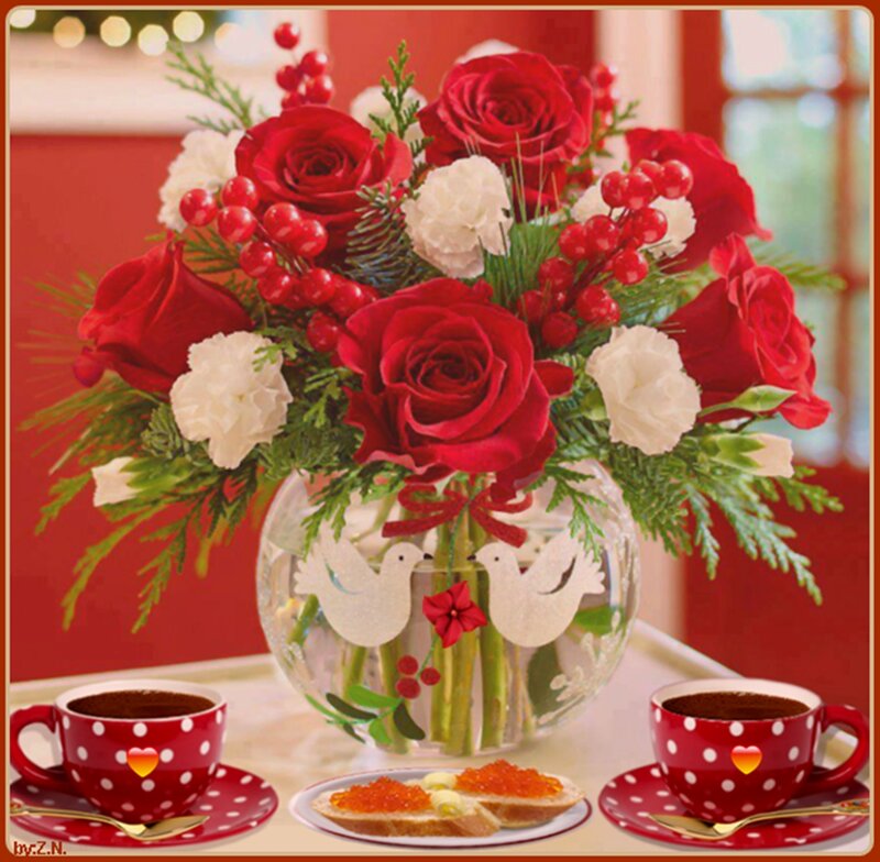 Roses in a Vase — Red, Festive