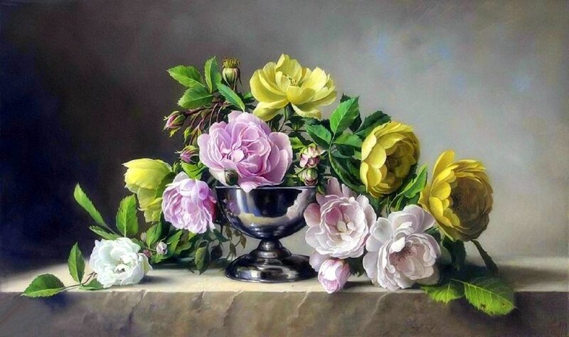 Roses in Silver Bowl — Yellow