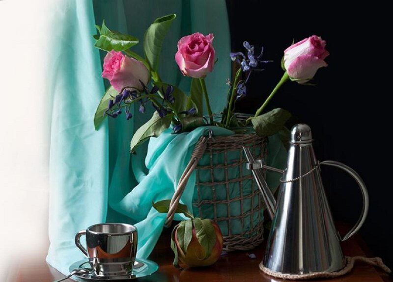 Roses in Wicker Basket — Pink
