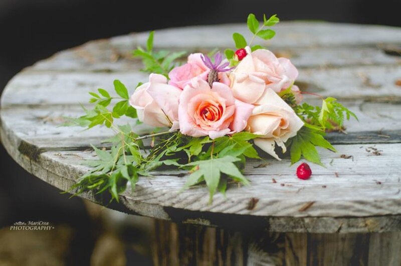 Roses on Wooden Table — Pink