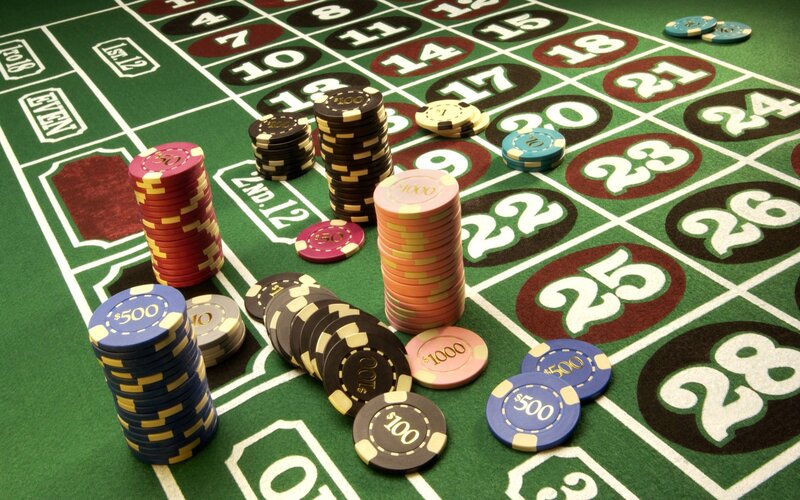 Roulette table with chips