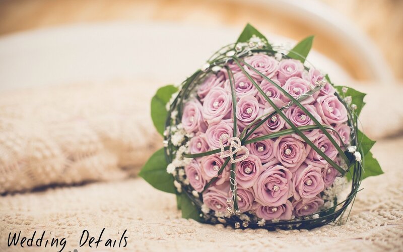 Round Bouquet of Roses — Pink